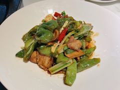 -姜君·千岛湖鱼头馆(浦东大道店)