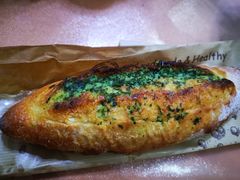 蒜香法棍-欧麦烘焙(河川店)