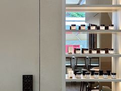 -VERIE BAKEHOUSE