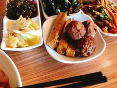 -顺溜·手工刀削面·黑金店(铜锣湾店)