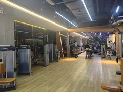 -威克健身游泳(万菱汇店)