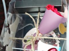 -小苍兰风铃草·礼物蛋糕(沈阳店)
