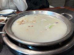 -老来福·非遗酸汤兔(凯旋路店)