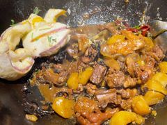 -万里闯关东铁锅炖菜馆(高新旗舰店)