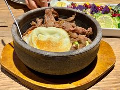牛肉石锅拌饭-花腰餐吧Bistro烧烤 傣味(传媒大学店)