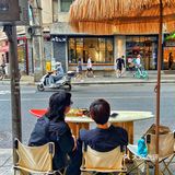 假装在度假⛱️市中心的越南咖啡屋