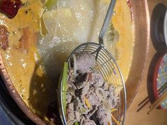 -洱火云南酸菜牛肉火锅(石景山当代商城店)