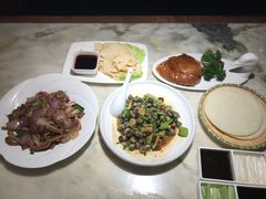 -梁家大院•农家菜(昆山会展中心店)