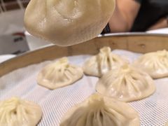 灌汤小笼包-梅利汴京烤鸭•开封豫菜地标店(东大街店)