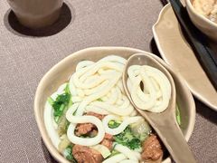花溪牛肉粉-山石榴·贵州菜(陆家嘴中心店)
