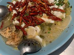 头牌酸菜鲈鱼（中份）-姚姚酸菜鱼·金戈戈香港豉油鸡(喜荟城联名店)