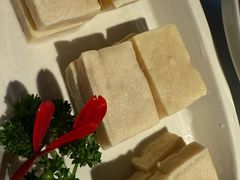 -尚尚仙·酸汤猪手·猪肚鸡火锅(华联万柳购物中心店)