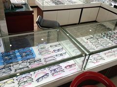 -吴良材眼镜(北中路店)