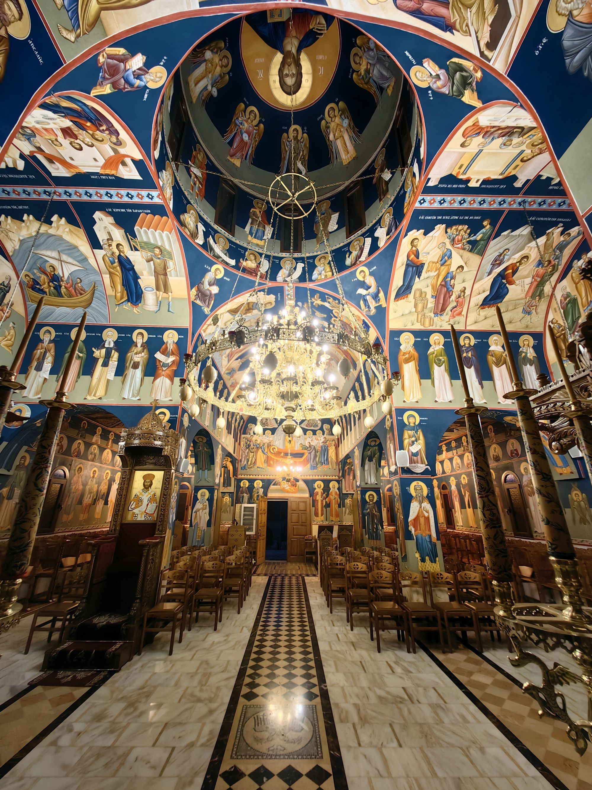 ,袖珍型的,绝对是只有内部人员才能进入