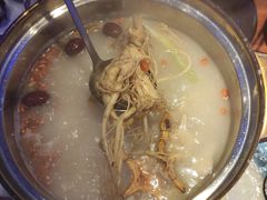 鲜人参火锅-千岛蚝高压锅生蚝·人参火锅(白云万达店)