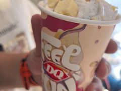 -DQ·蛋糕·冰淇淋(浦江欢乐颂店)
