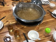 土灶牛骨汤锅底-三千坪超级火锅市场·土灶牛肉火锅