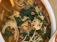 -官渡李记小锅米线(新亚洲体育城百合园东北)