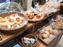 -沁屋面包店(人民东路店)