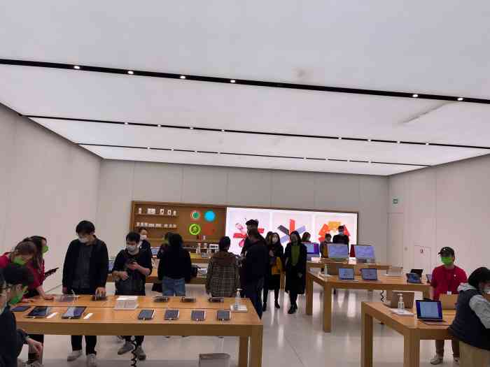 apple store(澳门银河店)-"每次住万豪时,都必经这.永远那么多人. .