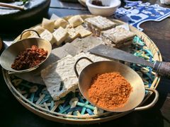 -包整·丝娃娃(一览甲秀楼风景店)