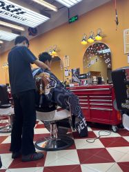 -Devilhands Barbershop男士理容店