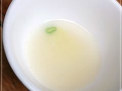 -茅屋大酒店