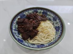 红烧牛肉面-旺泉餐饮店·清真牛肉面馆
