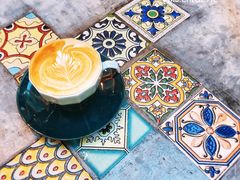 拿铁咖啡-拾壹cafe·工作室
