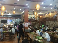 大堂-荣华基·现炒快餐(肇嘉浜路店)