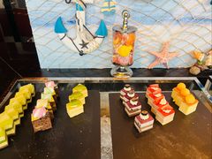 -华强广场酒店-椰香高空自助餐厅