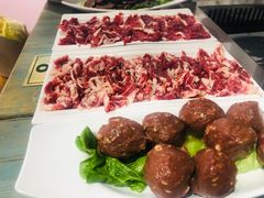 -犇牛记·鲜牛肉火锅
