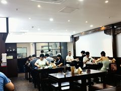-蟹上黄·蟹黄面·江南糖水(人民广场店)