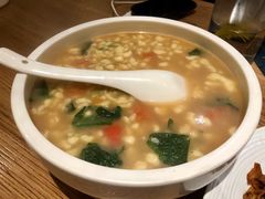 -山楂树融合菜餐厅