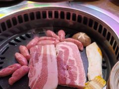 -香猪坊韩国烤肉专属门店(魏公村店)