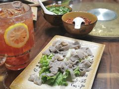 -周老三跷脚牛肉·全牛火锅(非遗传承店)