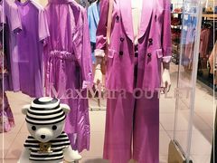 -MaxMara(燕莎奥特莱斯店)