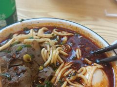 -德元兰州纯汤牛肉面