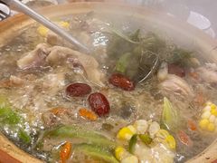 石橄榄炖鸡-洪大厨鸡煲(福田店)