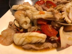 辣子炒海鮮-七彩云南(八德店)