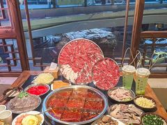 -渝嘴小老弟老火锅(华新村店)