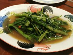-Dang restaurant (patong phuket)