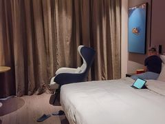 -广州高铁南站亚朵酒店