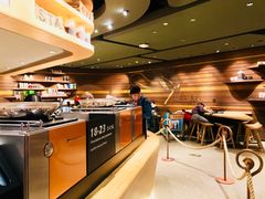 自助取餐区-星巴克(北京首都国际机场7店)