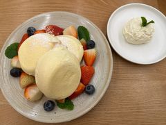 杂莓奶油松饼-oh! by FINE cafe&canteen