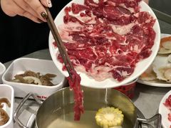 -张哞哞·鲜切牛肉自助火锅(高德置地店)