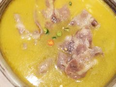 椒汁酸汤肥牛-鹅冠港式茶餐厅(来福士店)