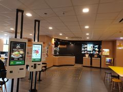 -麦当劳(石坝服务区店)