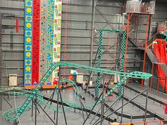-极限PLAY运动娱乐新世界·团建派对潮玩休闲馆·室内蹦极高空游乐园