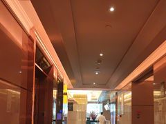 -温莎KTV(珠江路店)